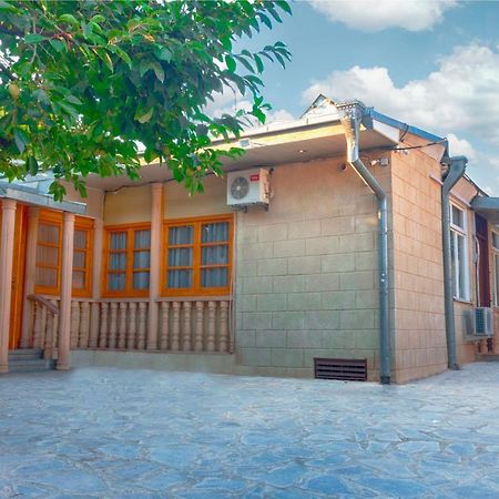 Hotel Tiflis Garden Exterior foto