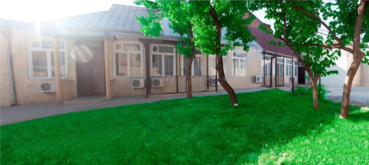 Hotel Tiflis Garden Exterior foto